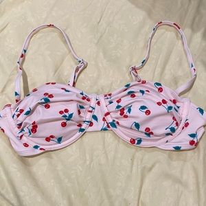 Wild Fable Shirred Underwire Bikini Cherry Top.